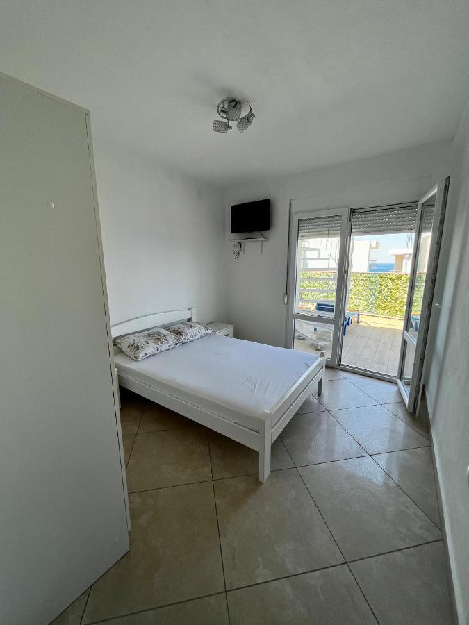 Apartments Apartmani Bojana Utjeha-Bušat Extérieur photo