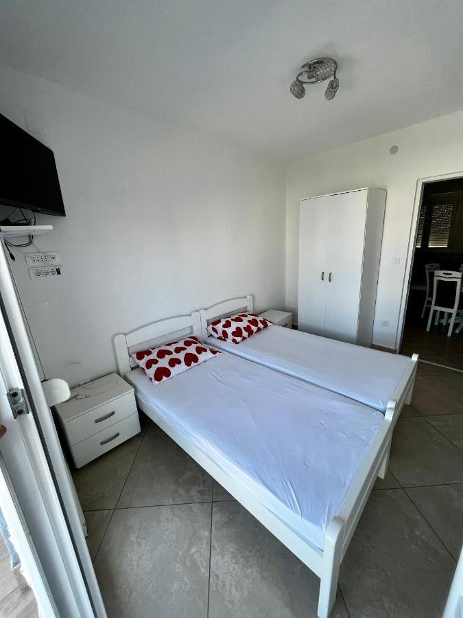 Apartments Apartmani Bojana Utjeha-Bušat Extérieur photo