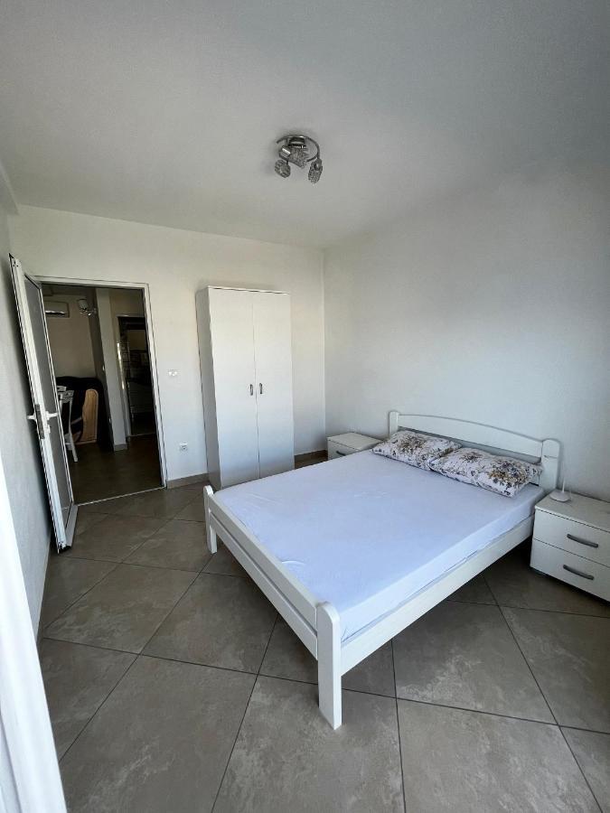 Apartments Apartmani Bojana Utjeha-Bušat Extérieur photo