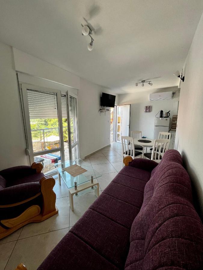 Apartments Apartmani Bojana Utjeha-Bušat Extérieur photo
