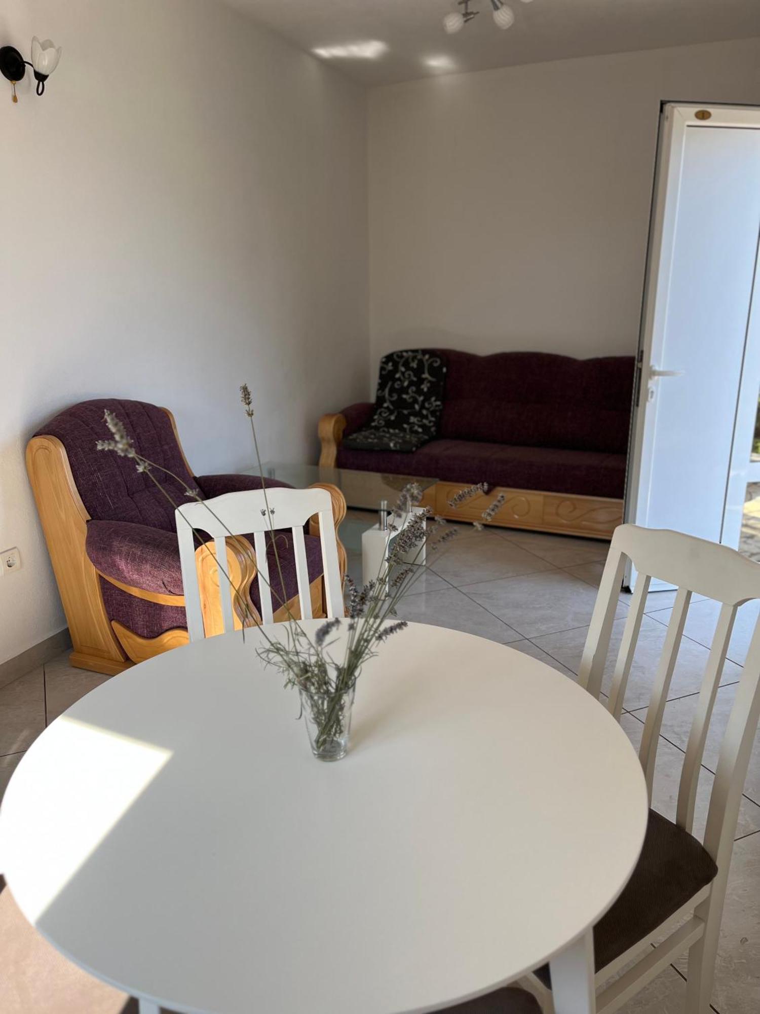 Apartments Apartmani Bojana Utjeha-Bušat Extérieur photo